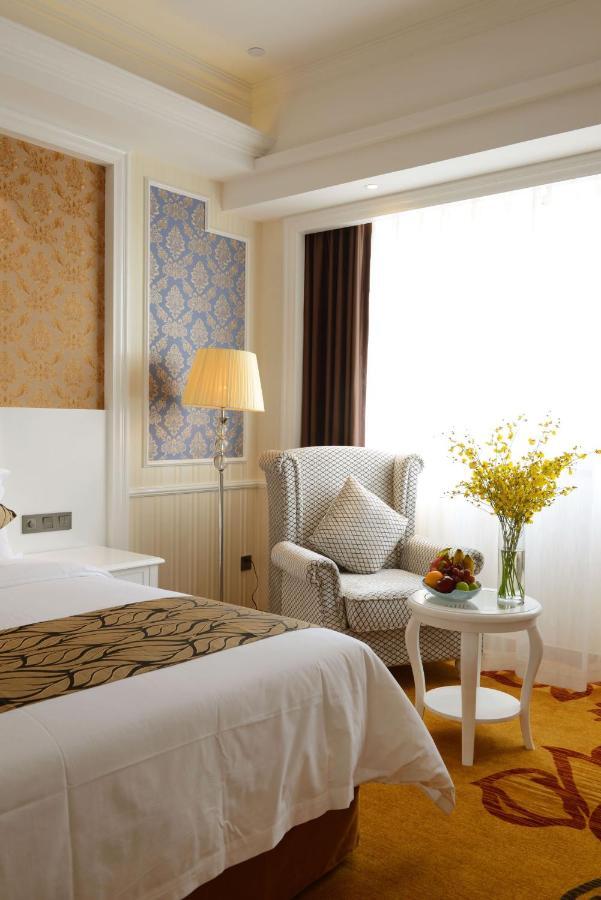 Ramada Encore Wyndham Nanning City Center Qingxiu Экстерьер фото